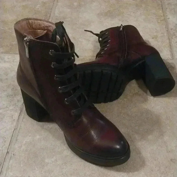 Pikilonos Platform Lace Up Calfskin Leather Boots with Studs US Size 37 - Picture 8 of 12